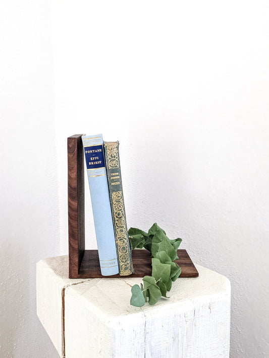 Buchstütze Starke Schulter